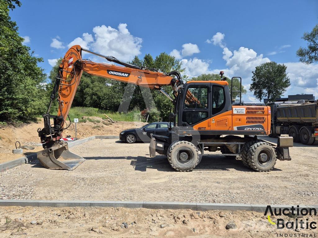 Doosan DX 170 W-5 Ekskavatori uz riteņiem
