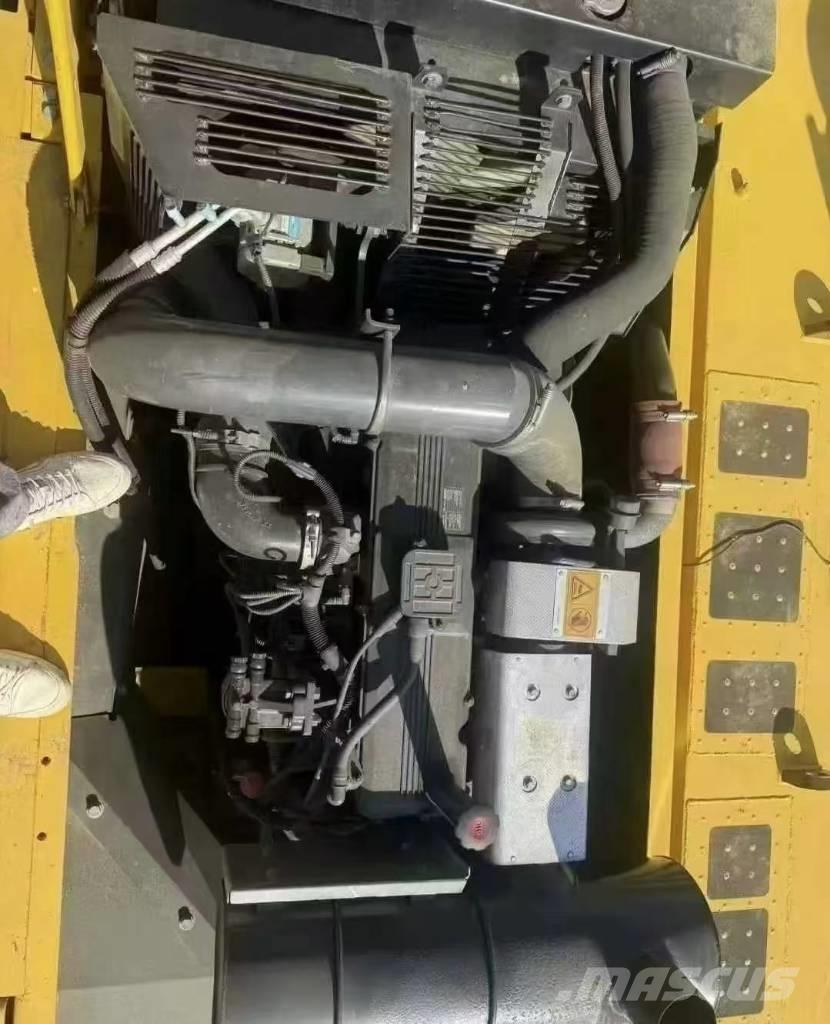 Komatsu PC 350 Kāpurķēžu ekskavatori