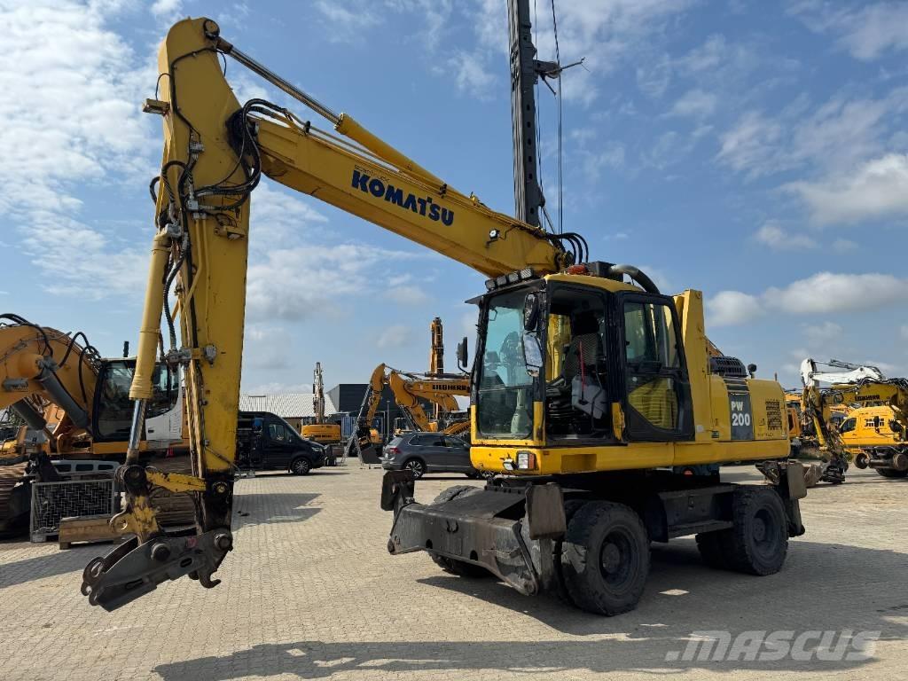 Komatsu PW 200-7 Ekskavatori uz riteņiem