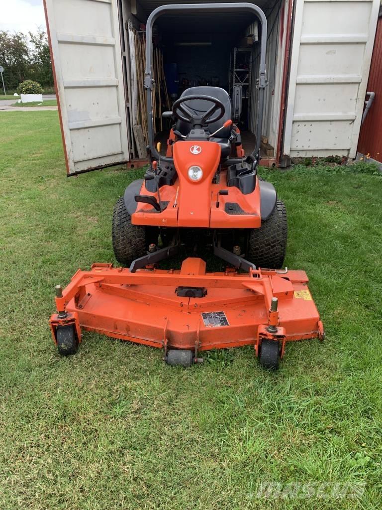 Kubota F2880 Mauriņa traktors