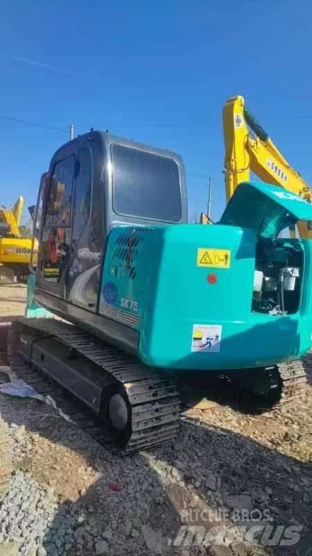 Kobelco SK 75 Kāpurķēžu ekskavatori
