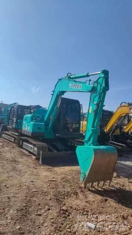Kobelco SK 75 Kāpurķēžu ekskavatori
