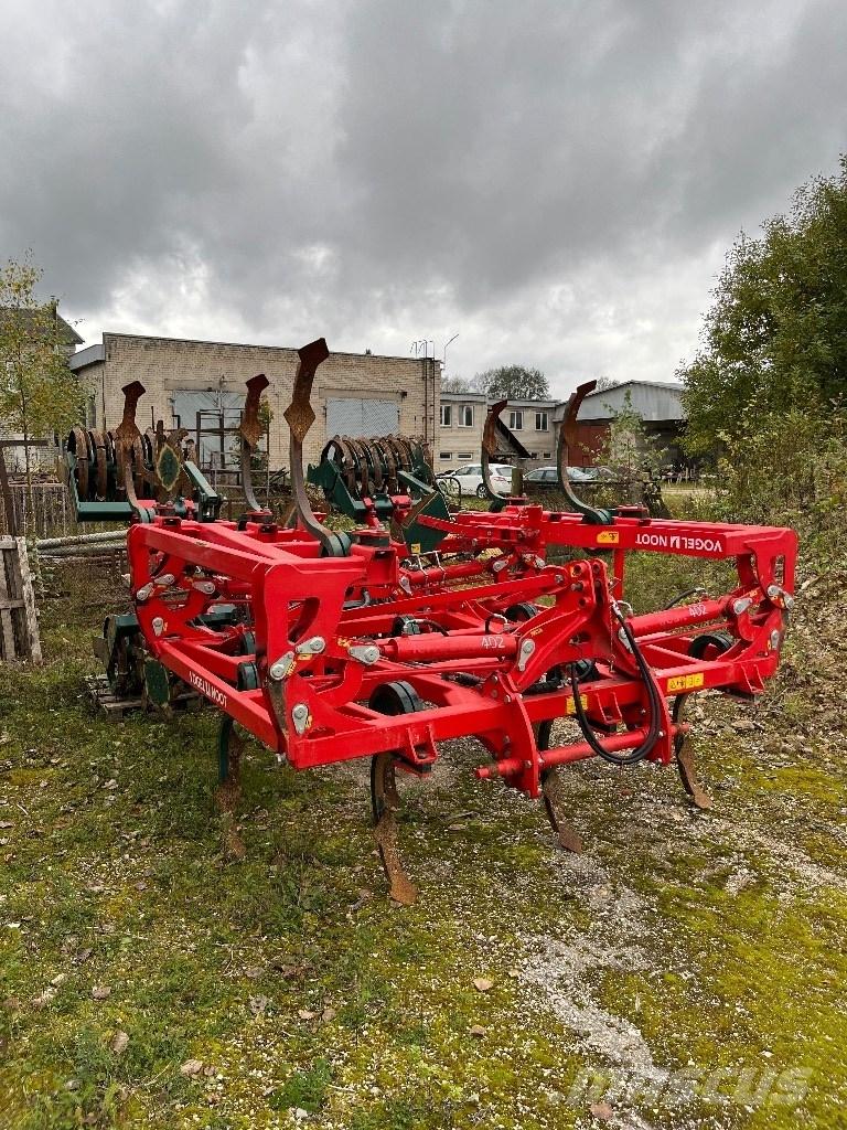  Voogel Noot Cult-402 Piekabināmie arkli