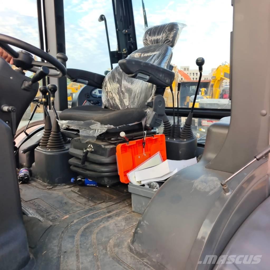 LiuGong CLG 777 A Ekskavatori-iekrāvēji