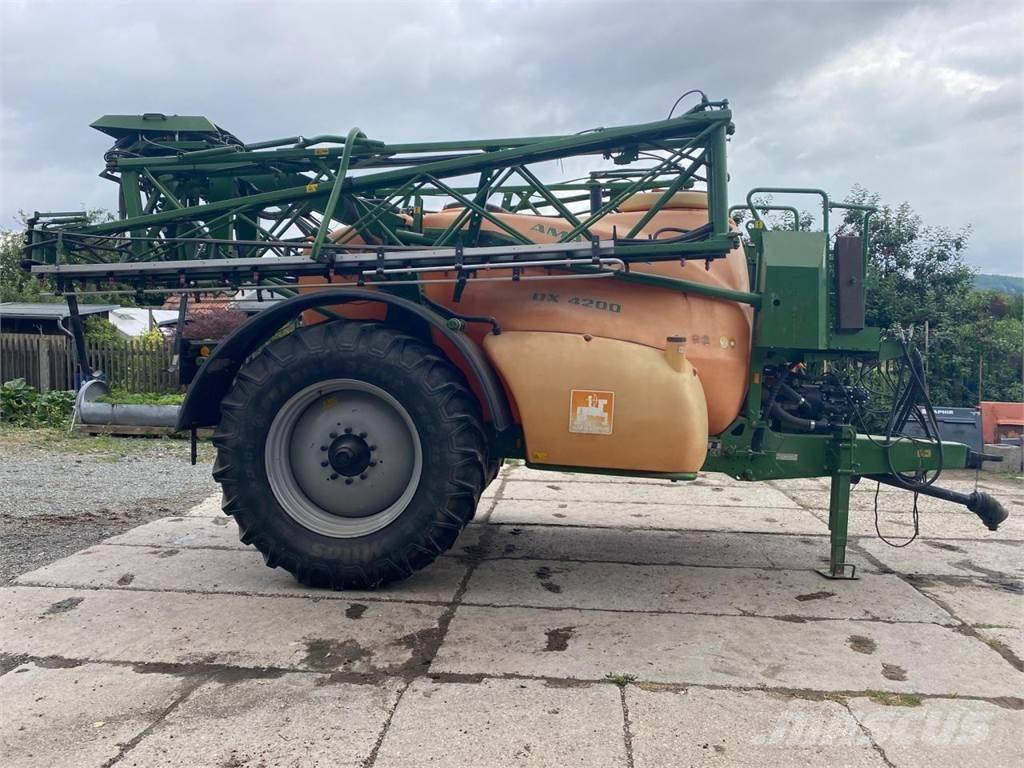 Amazone UX 4200 Piekabināmie smidzinātāji(miglotāji)