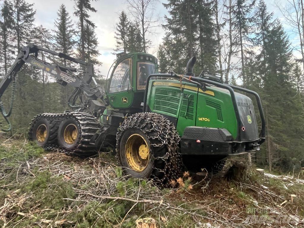 John Deere 1470 Harvesteri