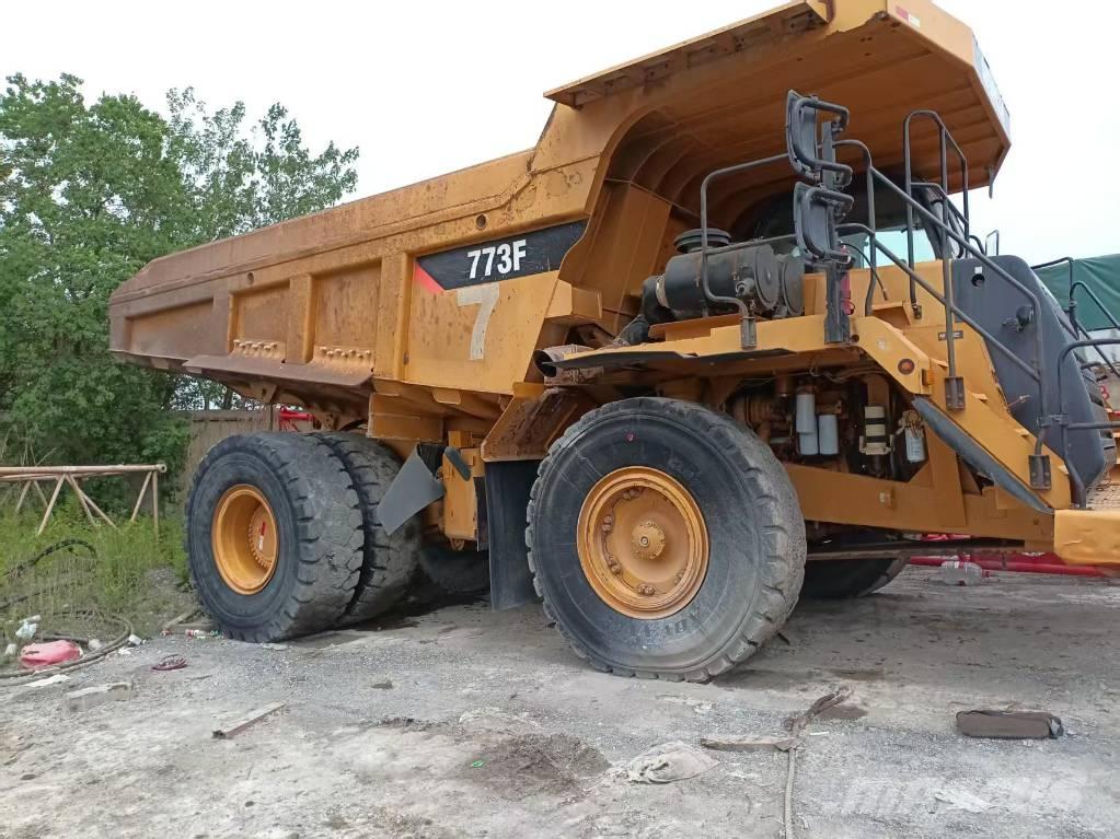 CAT 773 F Karjeras kravas automašīnas