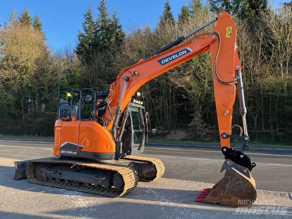 Develon DX140LCR-7 Kāpurķēžu ekskavatori