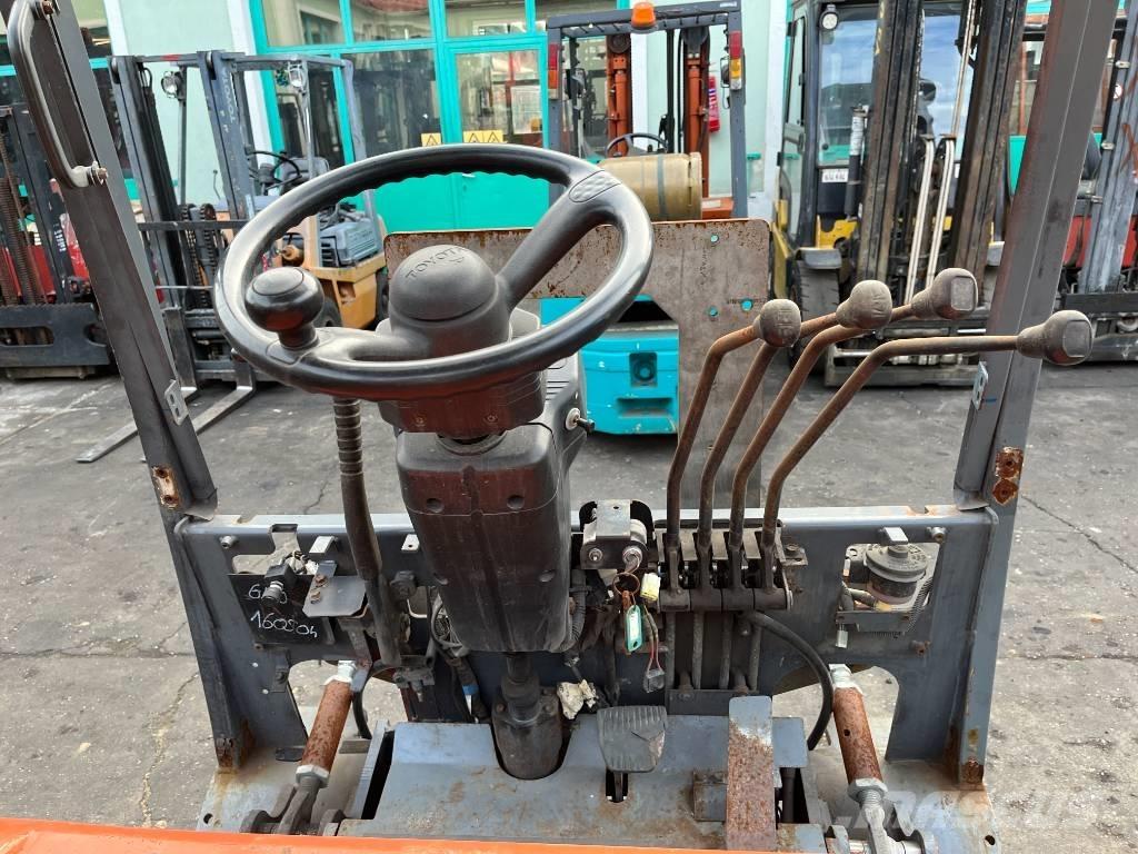 Toyota 5FBF25    V-4201 Elektriskie iekrāvēji