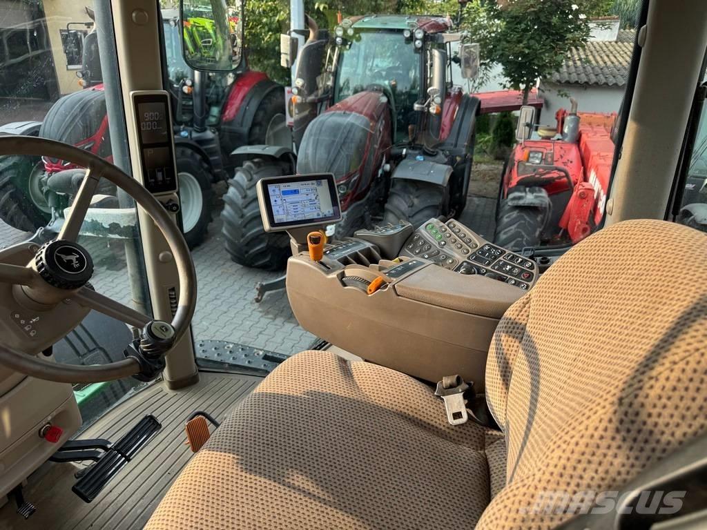 John Deere 7230R Traktori