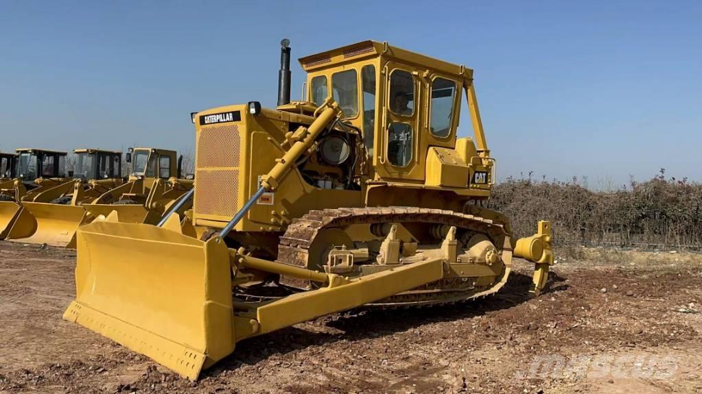 CAT D 8 K Kāpurķēžu buldozeri