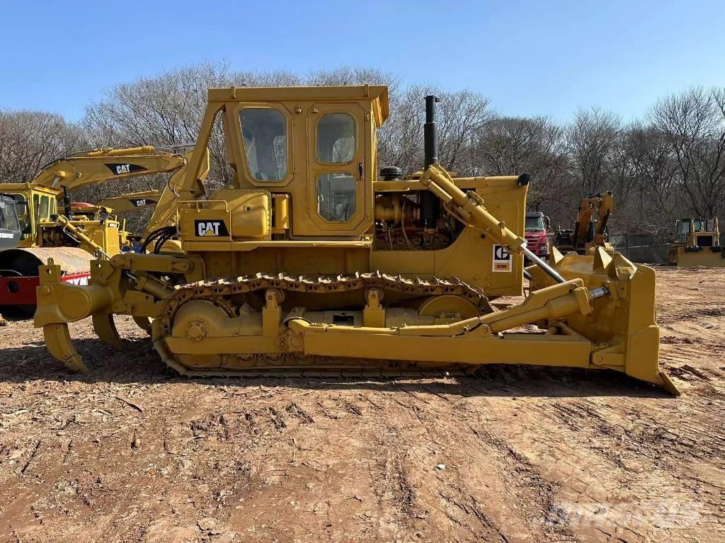 CAT D 8 K Kāpurķēžu buldozeri
