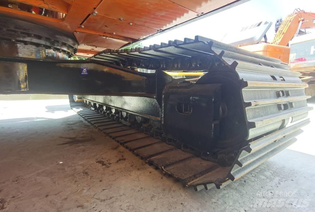 Doosan DX 225 LC Kāpurķēžu ekskavatori