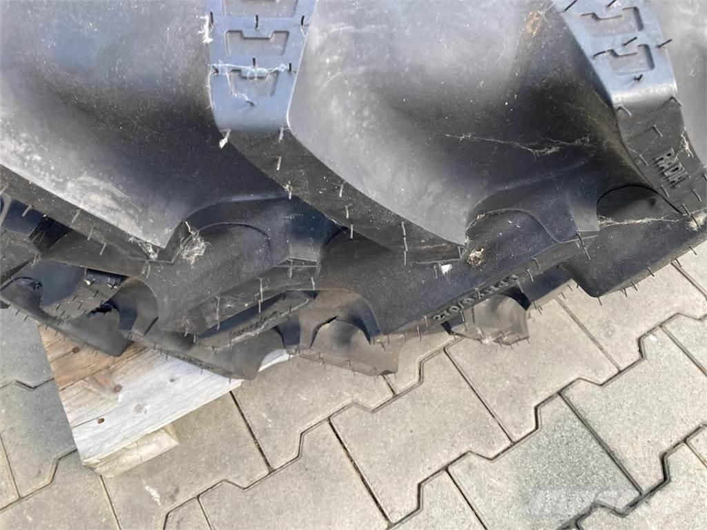 BKT 270/95R46 Riepas, riteņi un diski