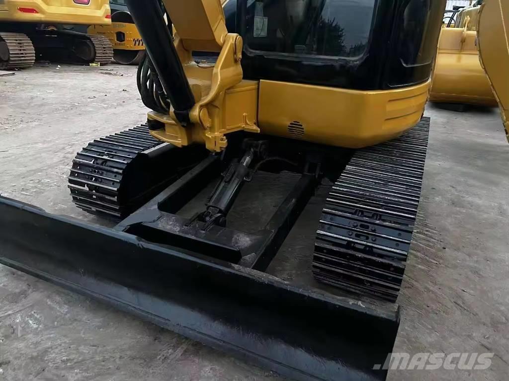 CAT 304 CR Mini ekskavatori < 7 t