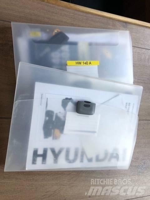 Hyundai HW 140 A Ekskavatori uz riteņiem