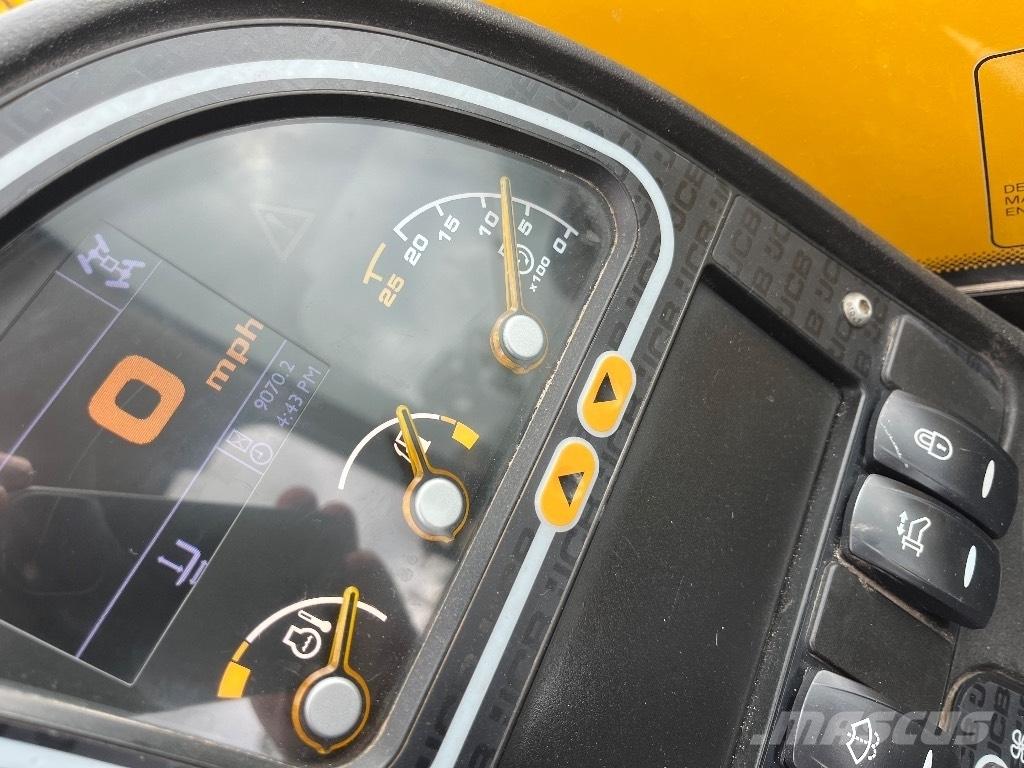 JCB 540-170 Teleskopiskie manipulatori