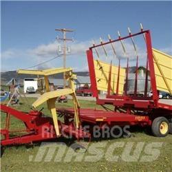 New Holland 1037 Cits lopbarības novācēju, kombainu aprīkojums