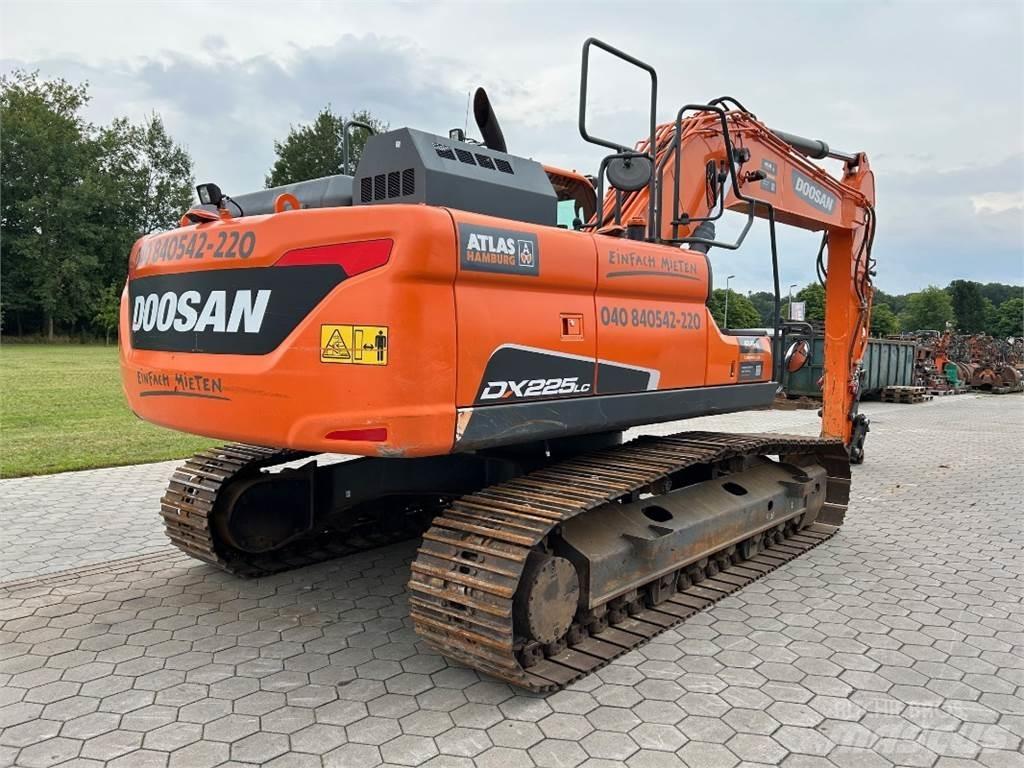 Doosan DX225LC-5 Kāpurķēžu ekskavatori