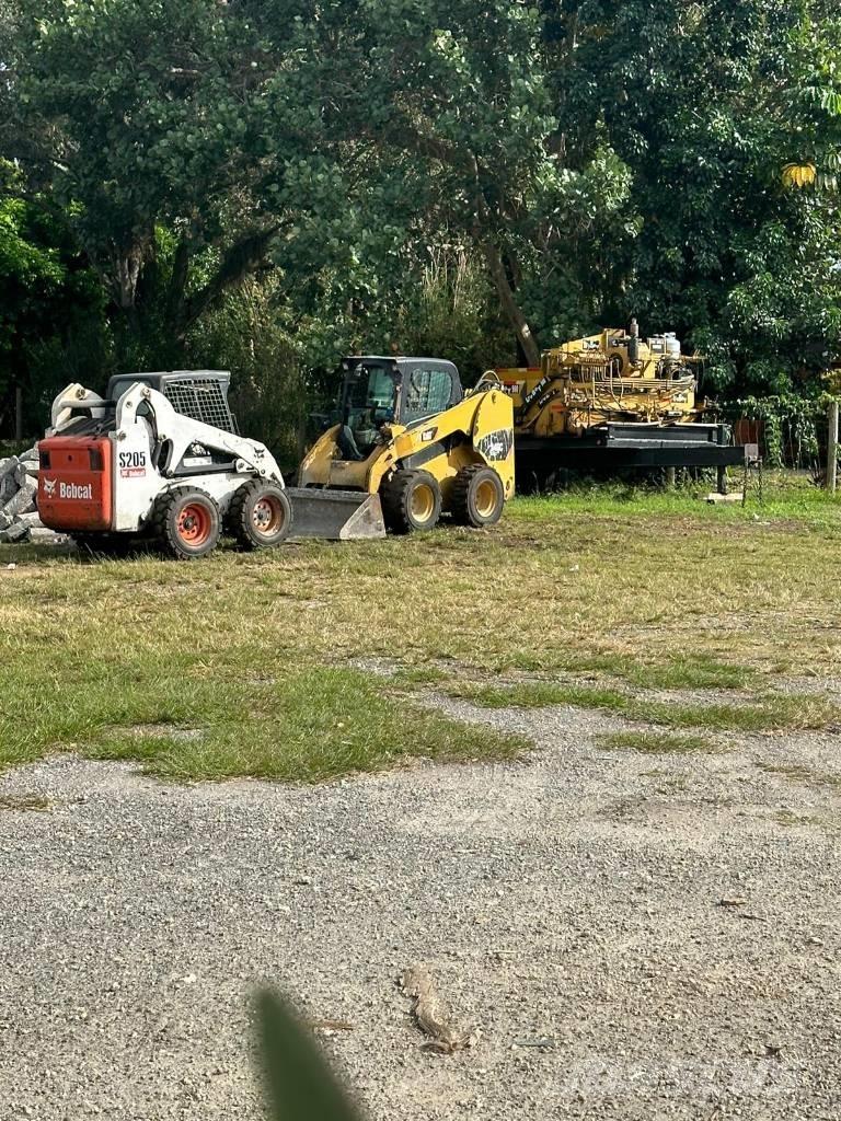 CAT 246 C Lietoti riteņu kompaktiekrāvēji