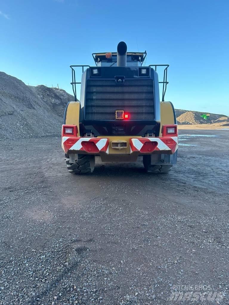 CAT 966 K Iekrāvēji uz riteņiem