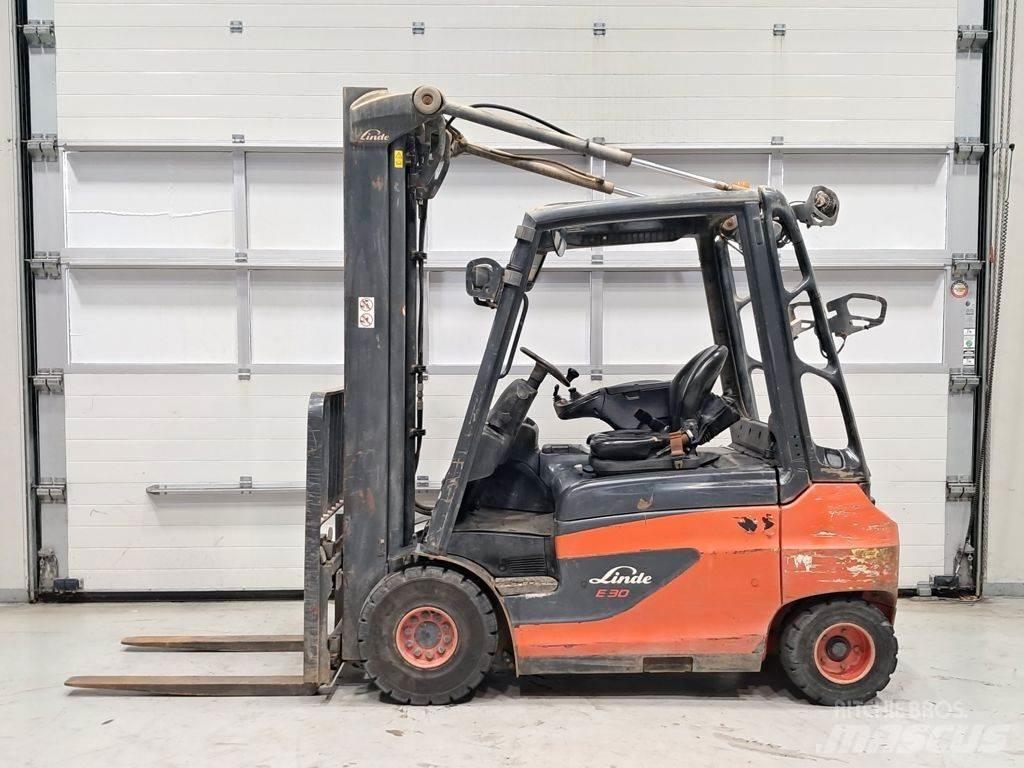 Linde E30-01 Elektriskie iekrāvēji