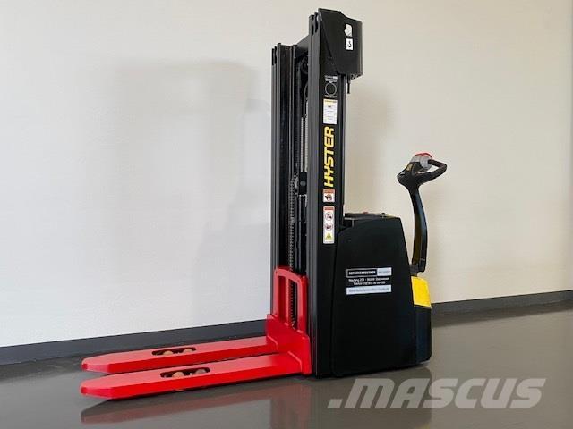 Hyster S1.6IL Pašgājēji krautnētāji