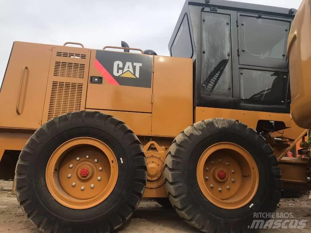 CAT 140k Greideri