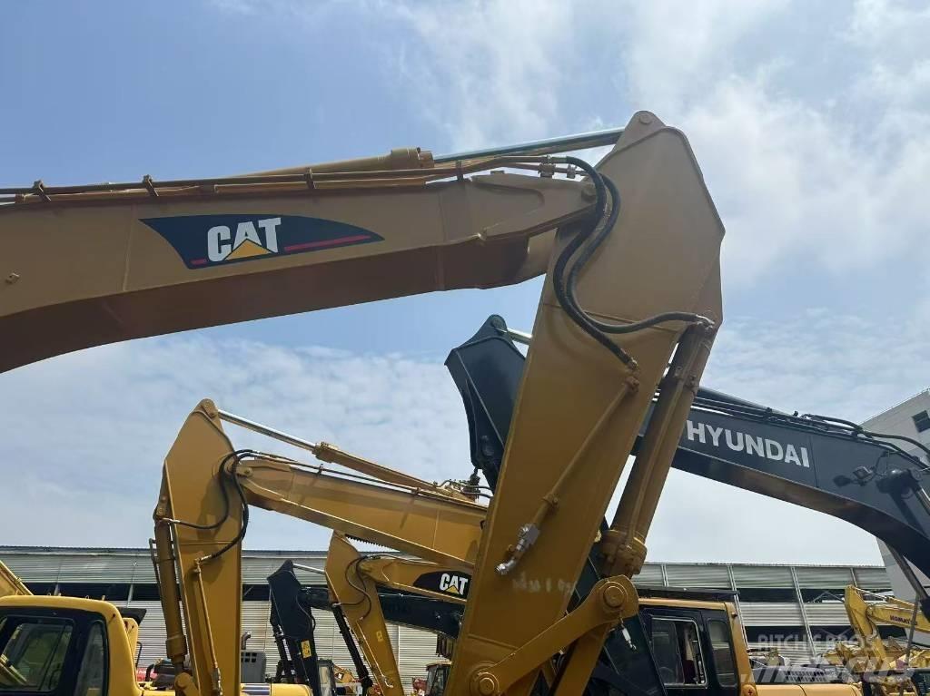 CAT 330 B L Kāpurķēžu ekskavatori