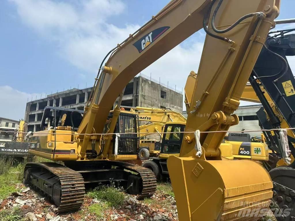 CAT 330 B L Kāpurķēžu ekskavatori