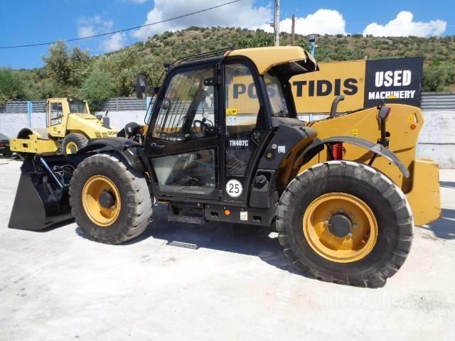 CAT TH 407 C Teleskopiskie manipulatori