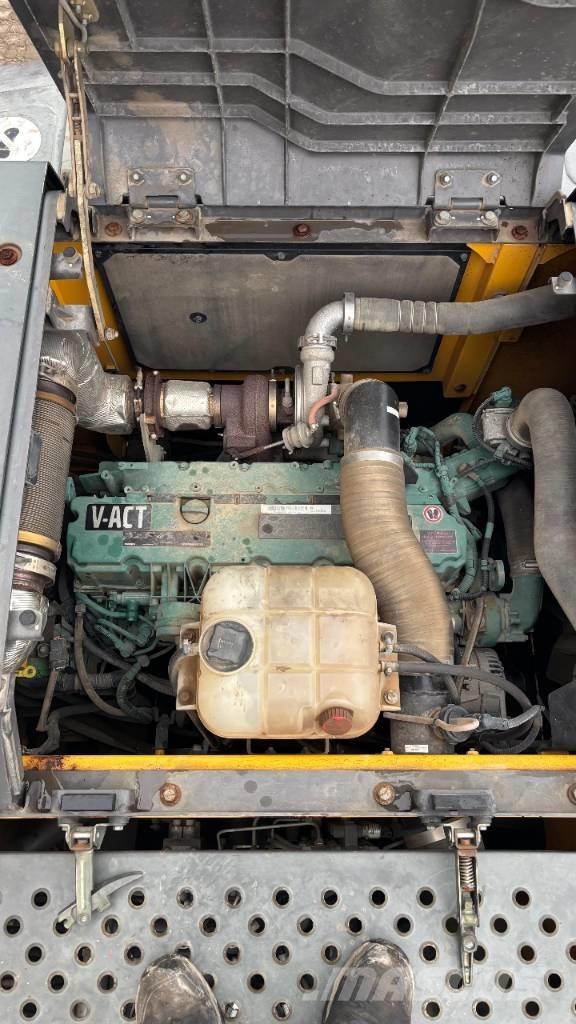 Volvo EC 250 EL Kāpurķēžu ekskavatori