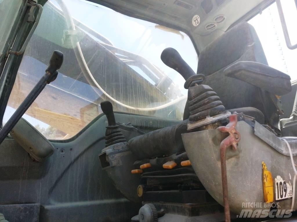 Volvo EC 460 Kāpurķēžu ekskavatori