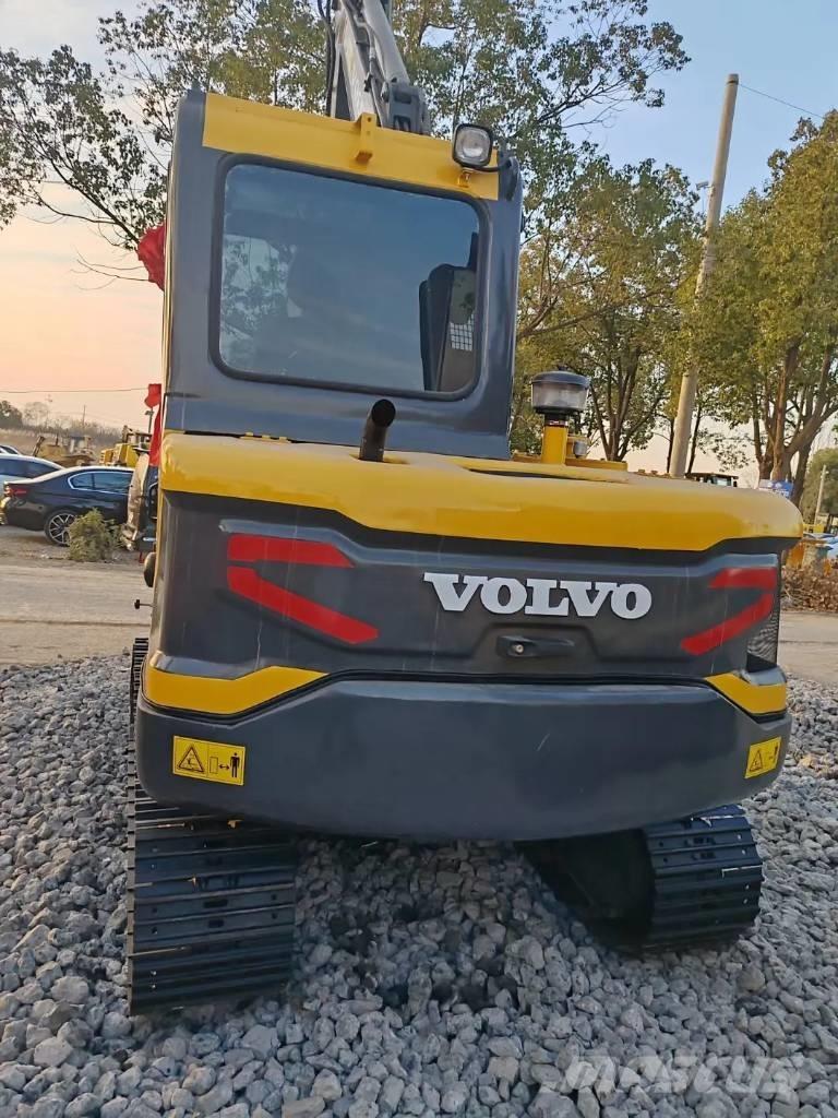 Volvo EC60 Kāpurķēžu ekskavatori