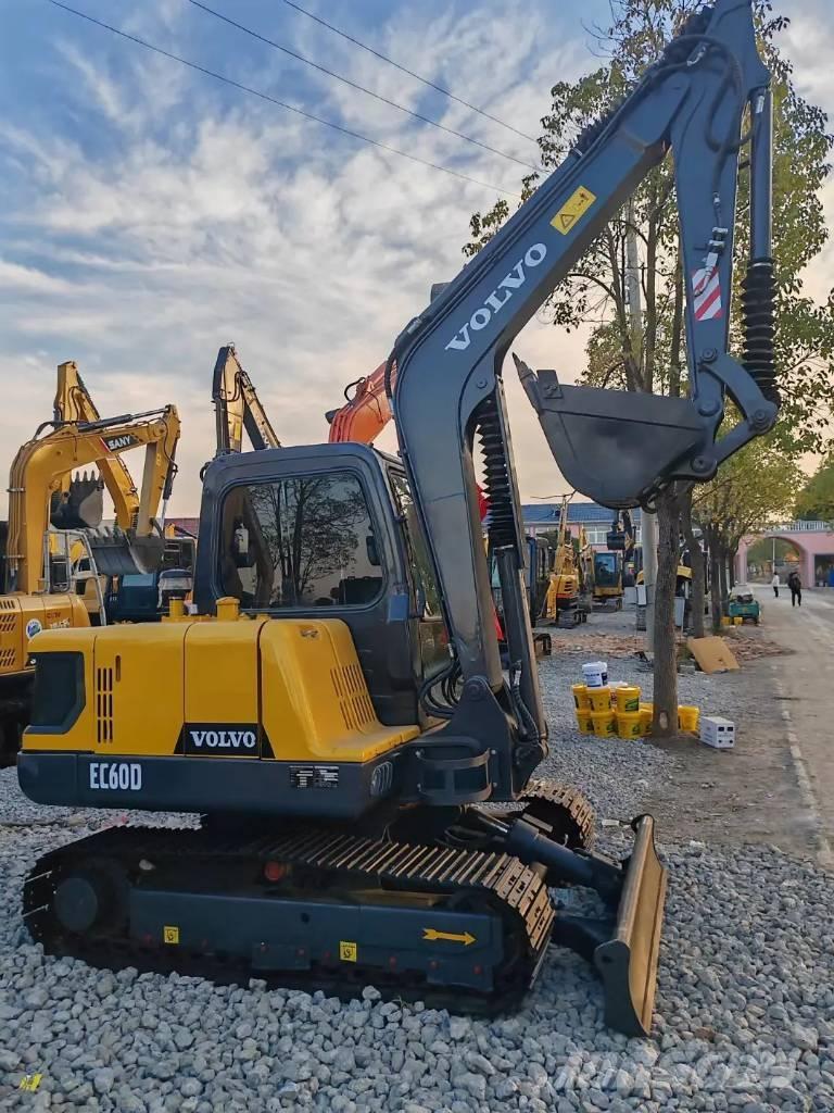 Volvo EC60 Kāpurķēžu ekskavatori