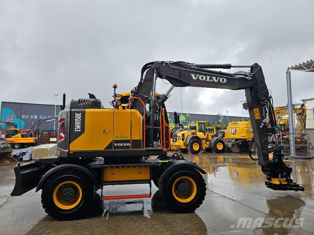 Volvo EWR150E Ekskavatori uz riteņiem