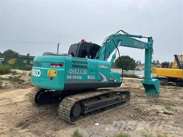 Kobelco SK 140 Kāpurķēžu ekskavatori