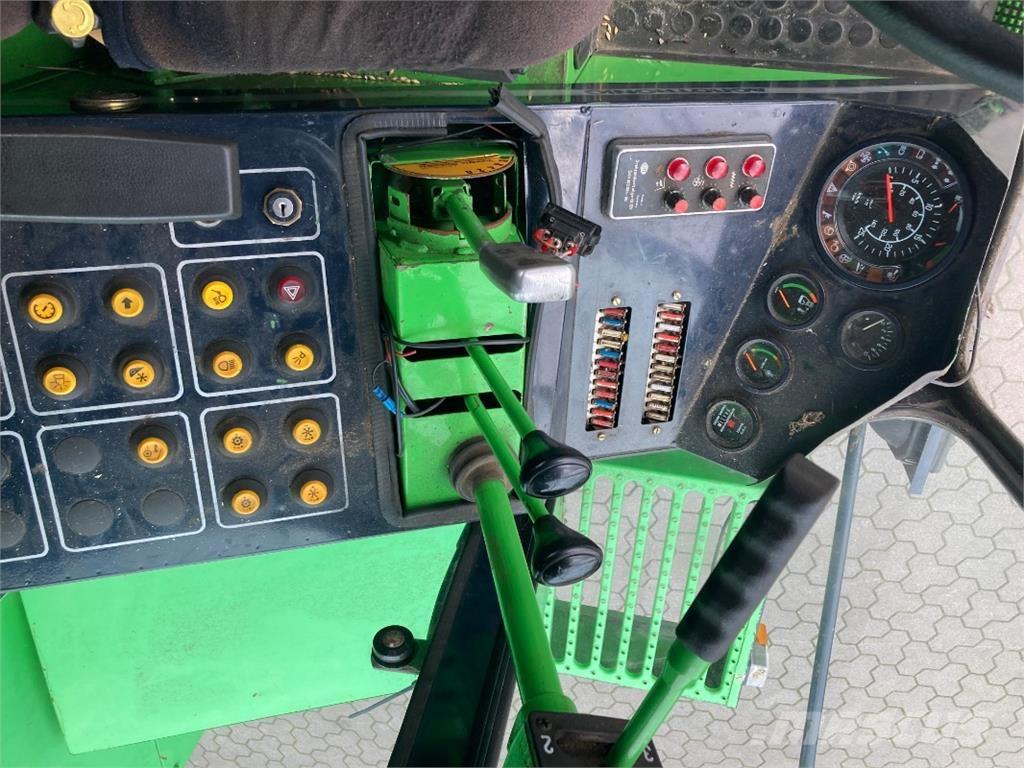 Deutz 3640 M HTS Ražas novākšanas kombaini