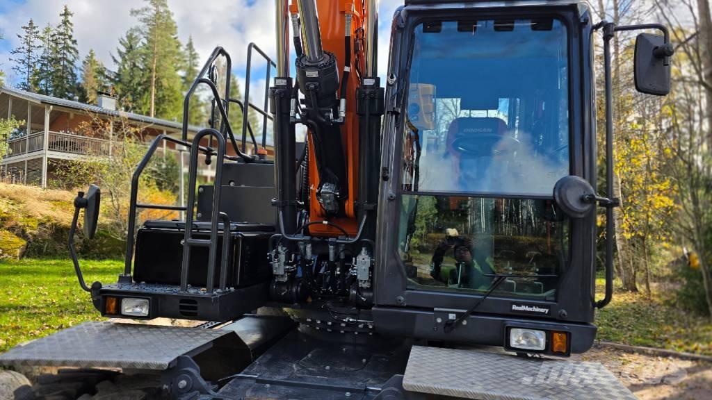 Doosan DX 170 W Ekskavatori uz riteņiem