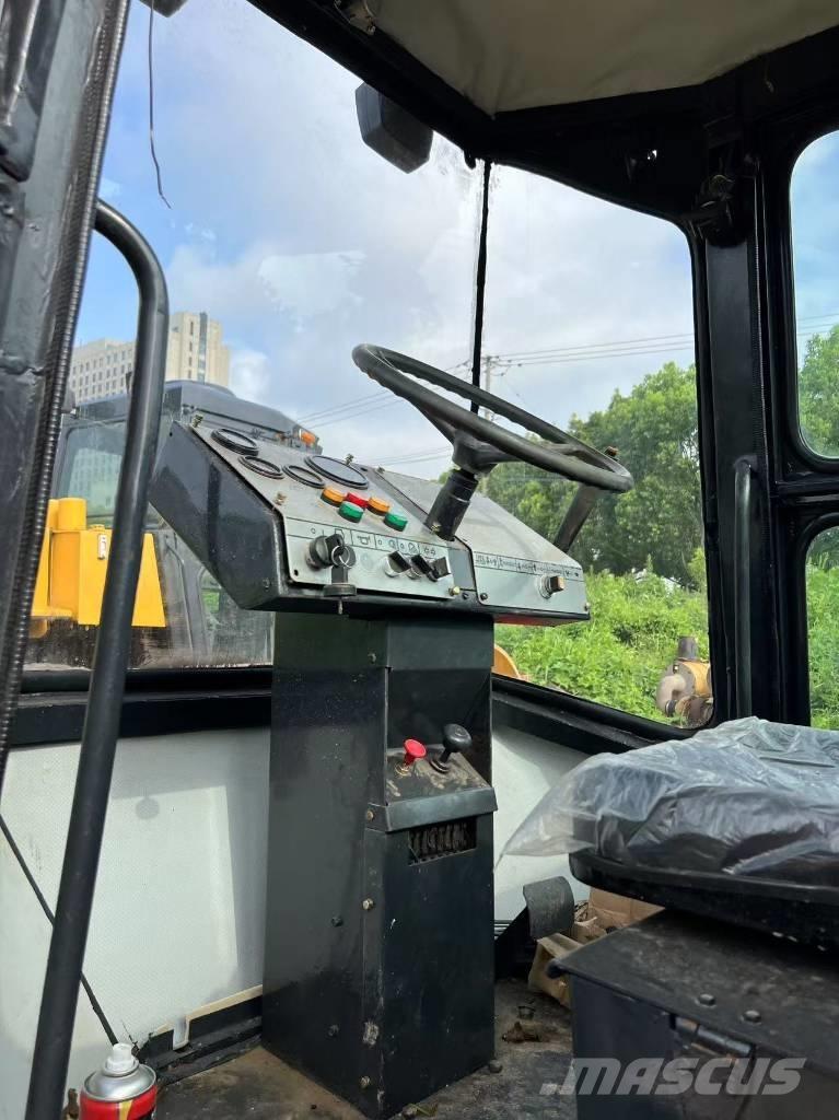 Dynapac CA25D Vienvalča grunts veltņi