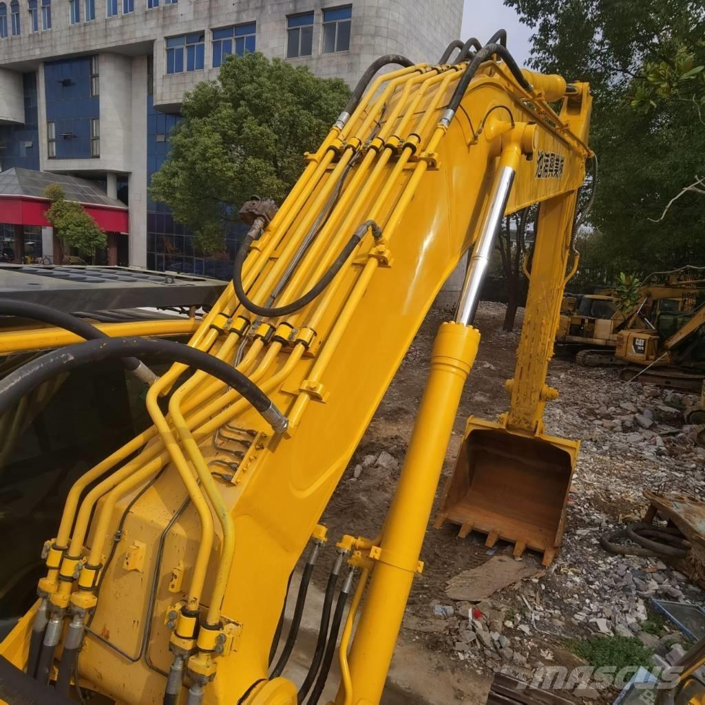 Komatsu PC 450-8 Kāpurķēžu ekskavatori
