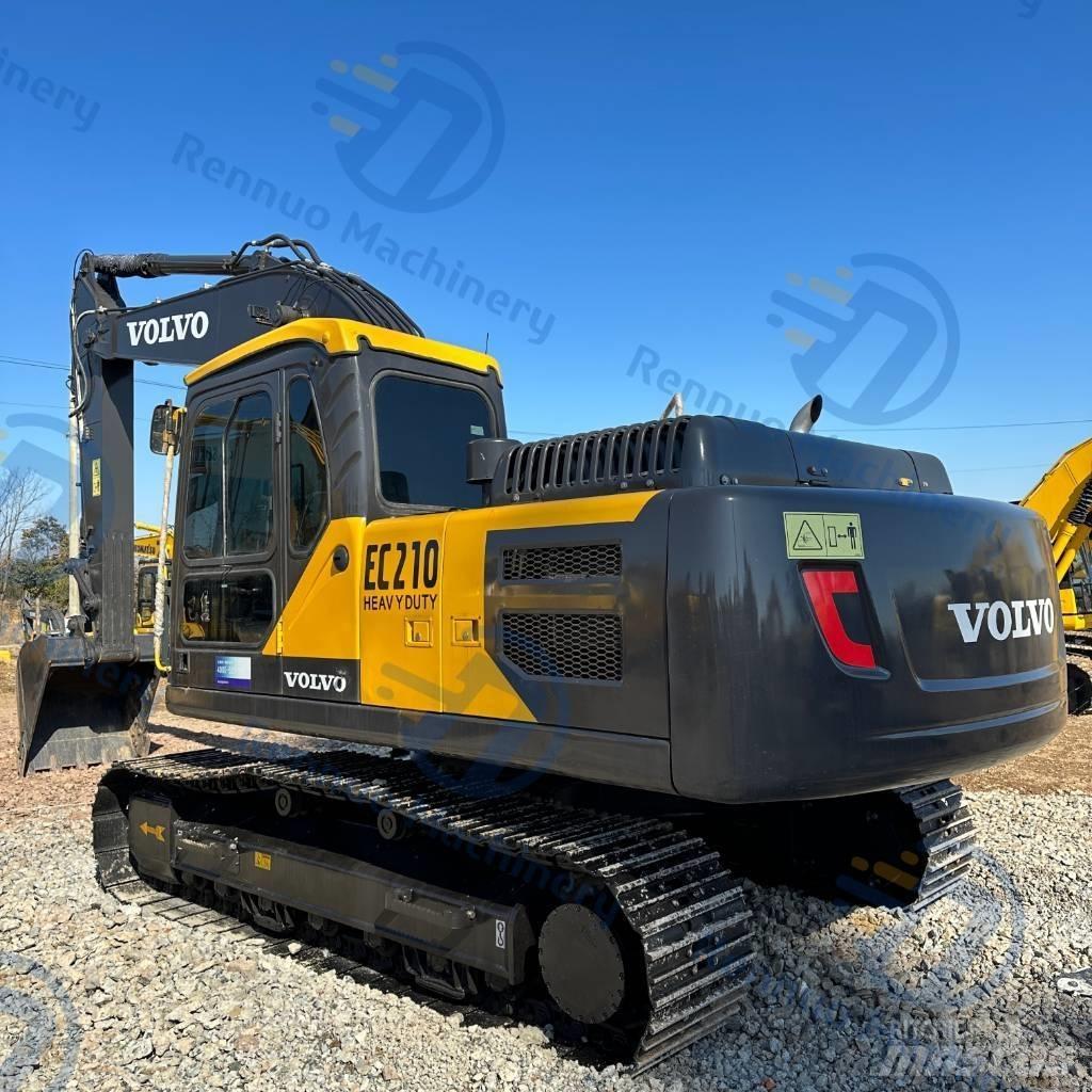Volvo EC210 Kāpurķēžu ekskavatori