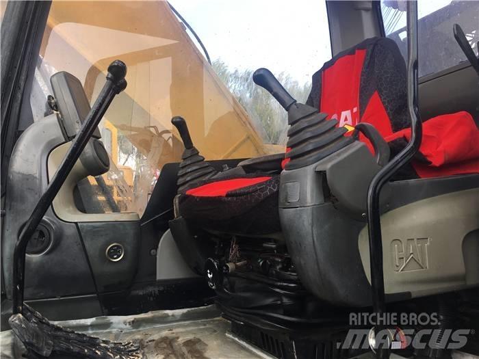 CAT 320 D Kāpurķēžu ekskavatori