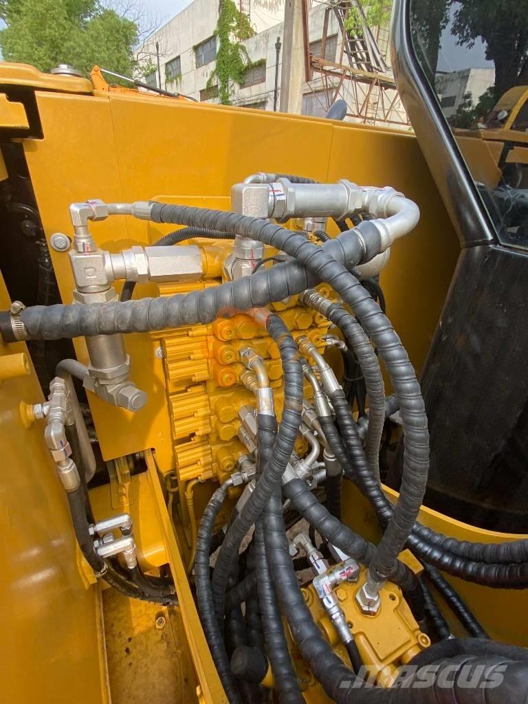 CAT 307 E Kāpurķēžu ekskavatori