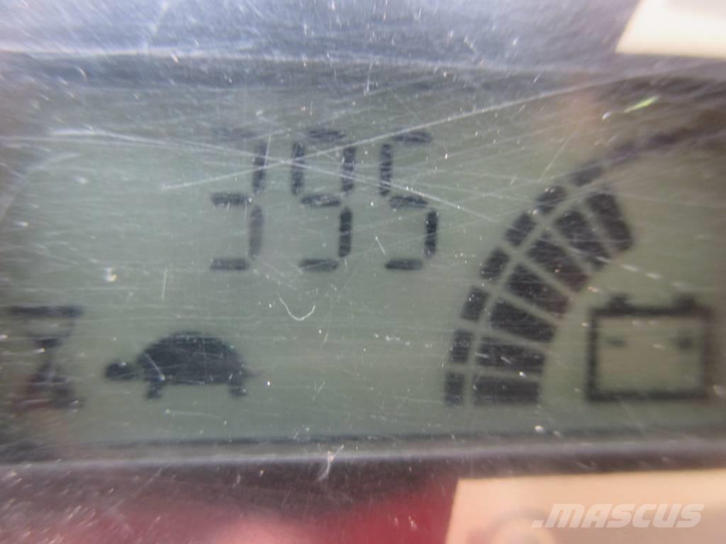 JLG Toucan 8 E Vertikālie pacēlāji