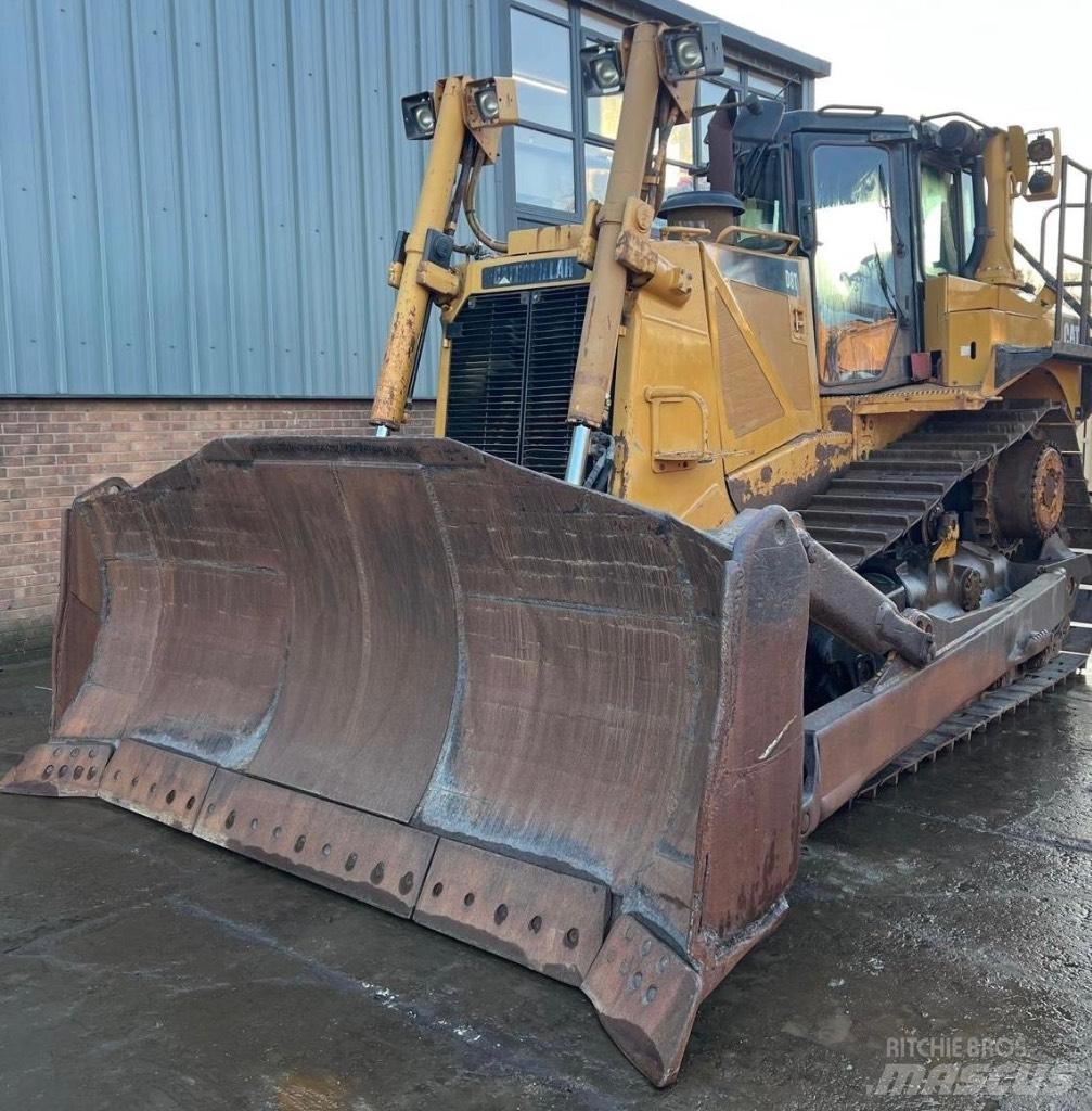 CAT D 8 T Kāpurķēžu buldozeri