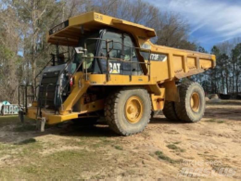 CAT 773 F Artikulētie pašizgāzēji