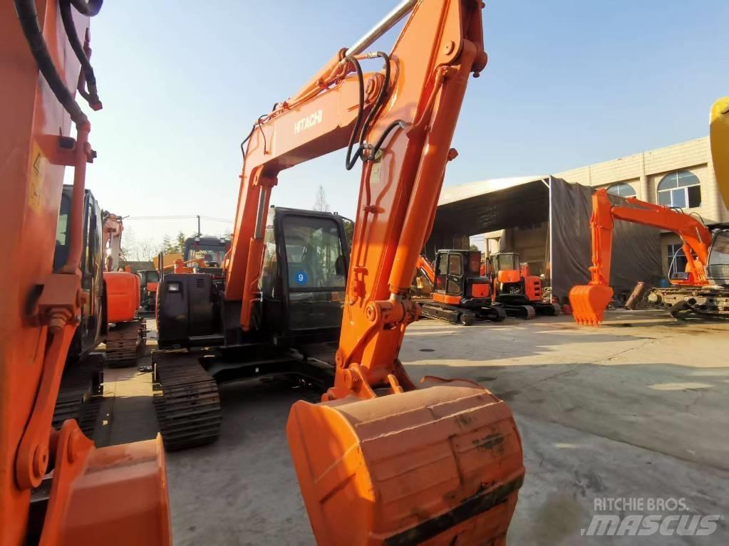 Hitachi ZX 70 Kāpurķēžu ekskavatori