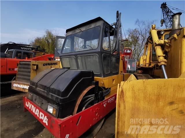 Dynapac CC421 Vienvalča grunts veltņi