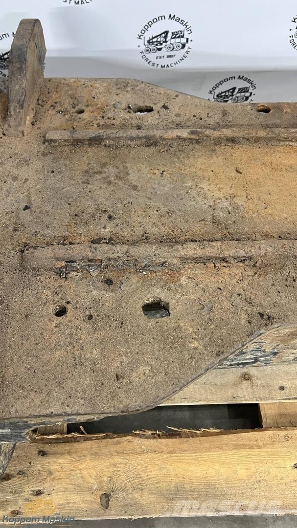 Komatsu 845 Citas sastāvdaļas